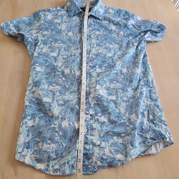 Rodd & Gunn Blue and White Leaf Pattern Shirt - Picture 6 of 7